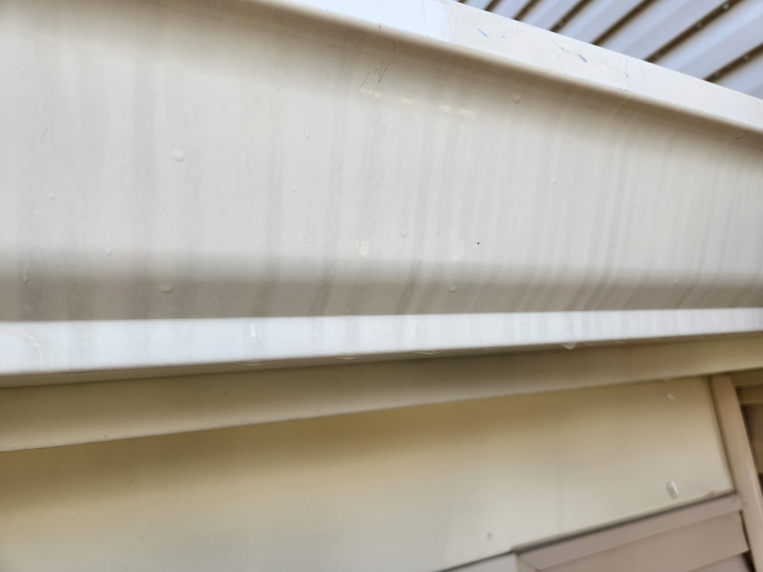 Gutter Brightening Treatment Service | Stain Removal & Whitening