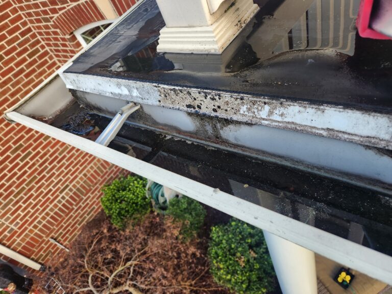 7 Signs Of Improper Gutter Slope